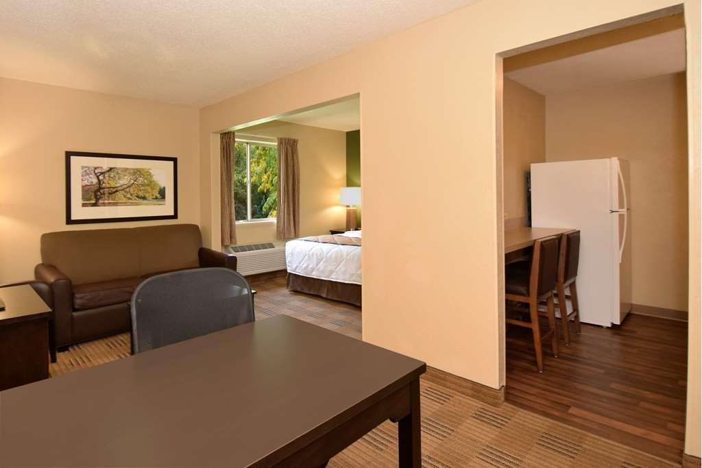 Extended Stay America Suites - Raleigh - Cary - Harrison Ave Bilik gambar