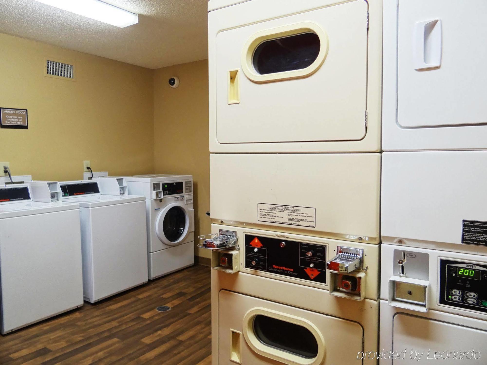 Extended Stay America Suites - Raleigh - Cary - Harrison Ave Luaran gambar